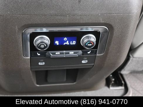 Used 2023 Chevrolet Tahoe LT w/ Luxury Package AWD/4WD image 15
