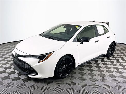 Used 2022 Toyota Corolla SE image 4