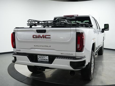 Used 2022 GMC Sierra 2500 Denali w/ Denali Ultimate Package image 10