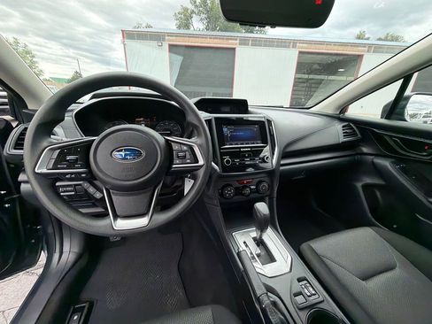 Used 2017 Subaru Impreza 2.0i Premium w/ BSD & Rcta/SRF/Eyesight AWD/4WD image 13