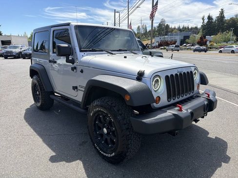 Used 2010 Jeep Wrangler Sport AWD/4WD image 9
