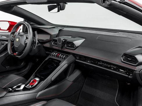 Used 2020 Lamborghini Huracan EVO AWD/4WD image 31