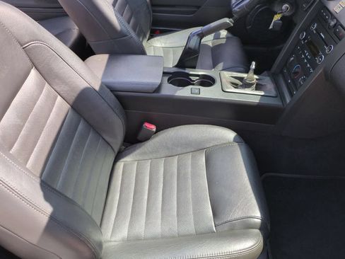 Used 2009 Ford Mustang Shelby GT500 RWD image 19