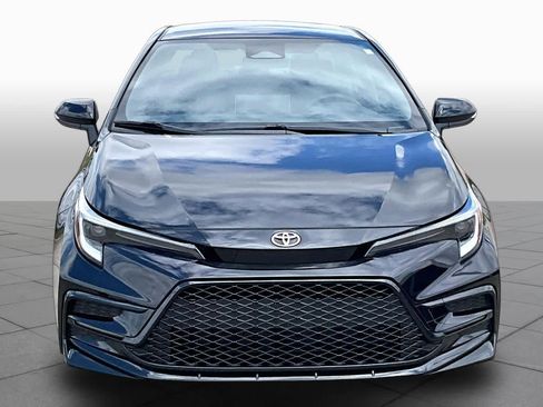 Used 2026 Toyota Corolla SE w/ SE Premium Package FWD image 4