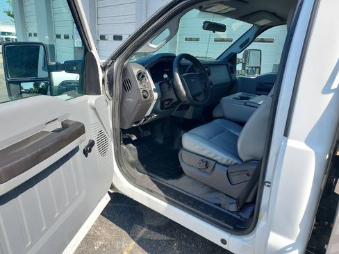 Used 2016 Ford F250 XL RWD image 7