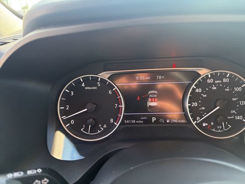 Certified 2024 Nissan Rogue SV AWD/4WD image 39
