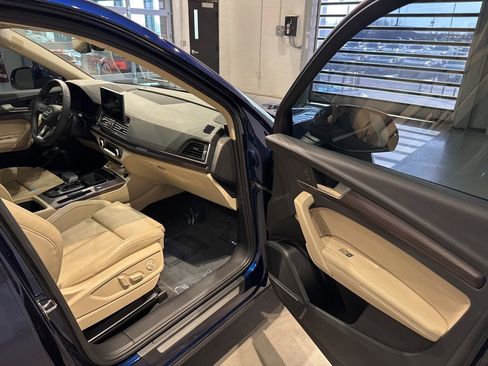 Used 2021 Audi Q5 Prestige image 42