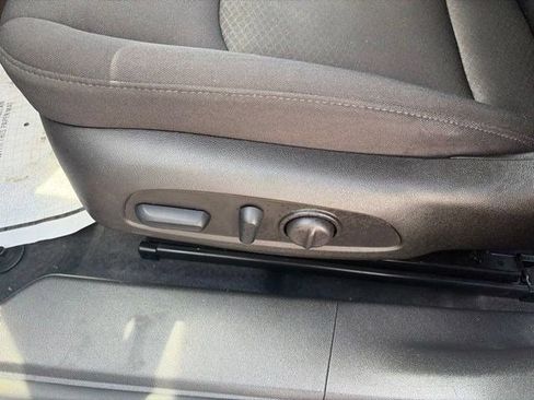 Used 2024 Chevrolet Malibu LT FWD image 10