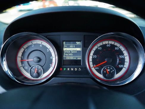 Used 2019 Dodge Grand Caravan GT FWD image 25