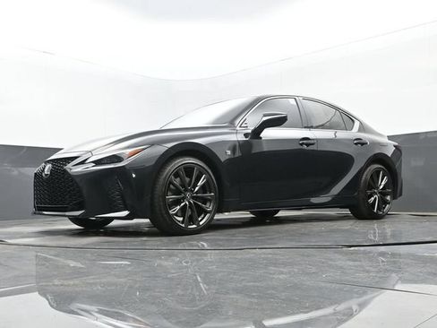 Used 2025 Lexus IS 350 F Sport RWD image 27