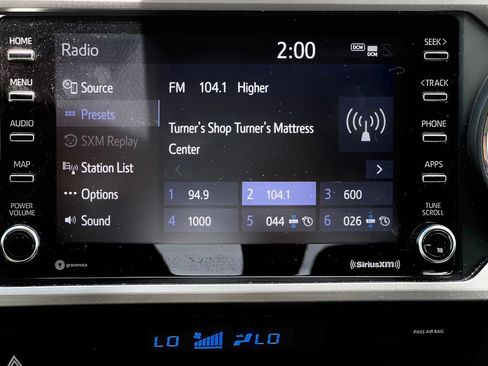 Used 2022 Toyota Tacoma SR5 w/ Technology Package RWD image 30