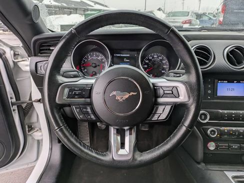 Used 2019 Ford Mustang Coupe image 9