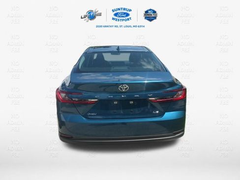 Used 2026 Toyota Camry LE FWD image 11