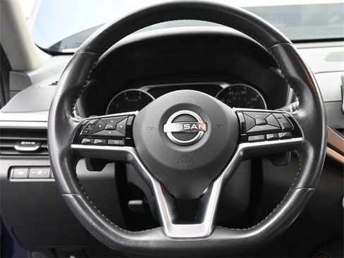 Used 2023 Nissan Altima 2.5 SR image 28
