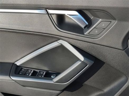 Used 2021 Audi Q3 2.0T Premium Plus w/ Premium Plus Package image 28