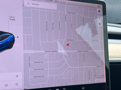 Used 2018 Tesla Model 3 Long Range RWD image 17
