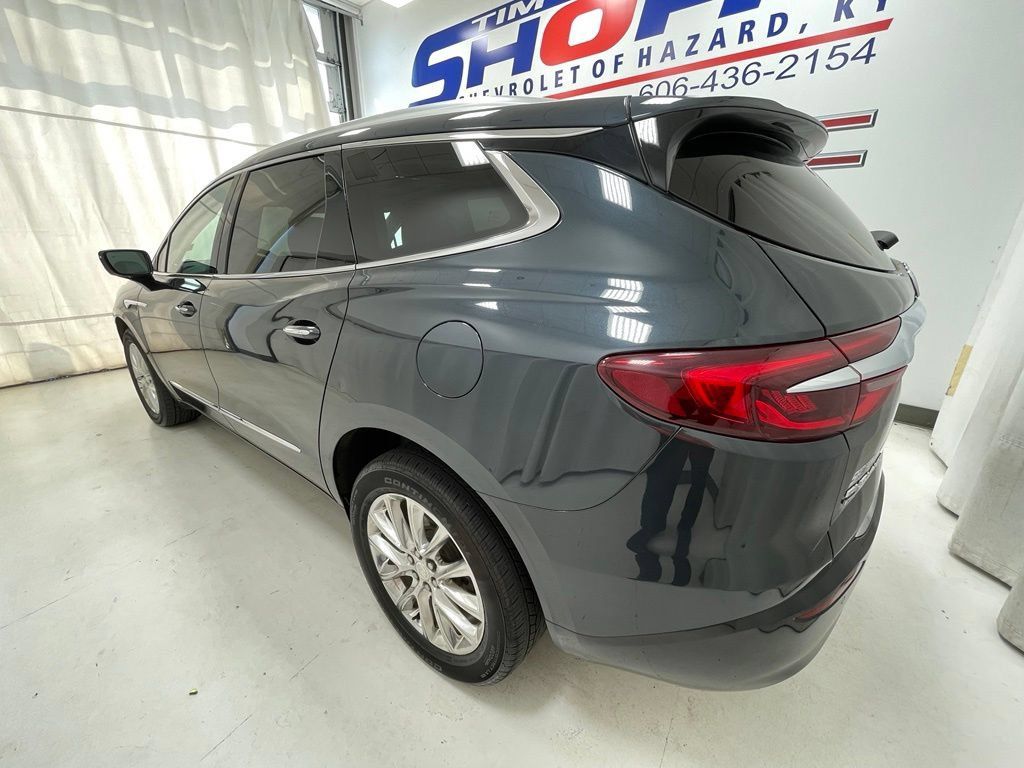 Used 2021 Buick Enclave Premium w/ Sun and Sites Package AWD/4WD image 6