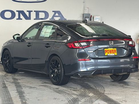 Used 2025 Honda Civic Sport image 5