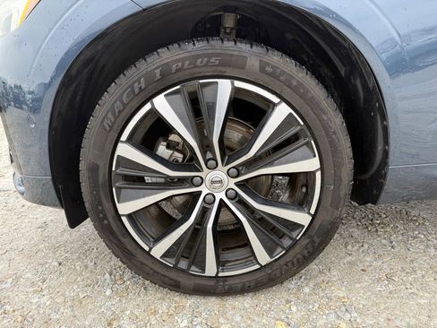 Used 2024 Volvo XC60 B5 Plus image 14
