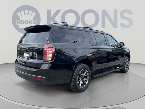 Used 2022 Chevrolet Suburban Z71 w/ Luxury Package AWD/4WD image 7