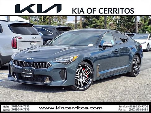 Used 2022 Kia Stinger GT2 image 1