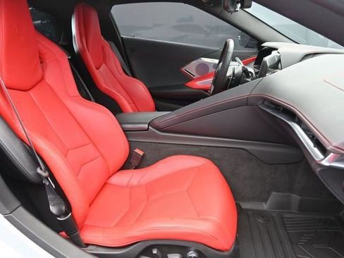 Used 2024 Chevrolet Corvette Stingray Preferred Cpe w/ Z51 Performance Package RWD image 33