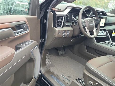 New 2026 GMC Sierra 2500 Denali w/ Denali Reserve Package image 4