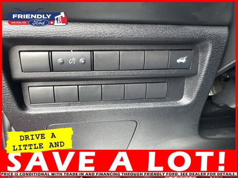 Used 2024 Mitsubishi Outlander SE image 21