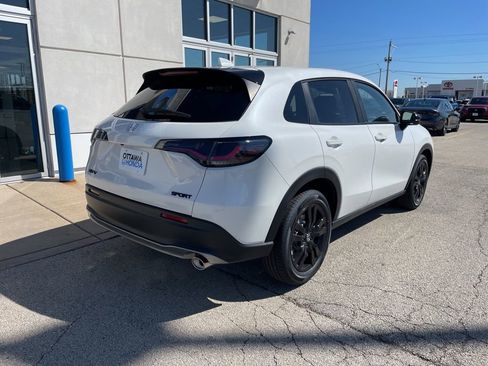 New 2026 Honda HR-V Sport image 5