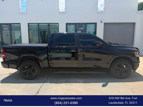 Used 2020 RAM 1500 Laramie w/ Sport Appearance Package AWD/4WD image 4