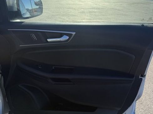 Used 2015 Ford Edge SEL w/ Equipment Group 201A image 19