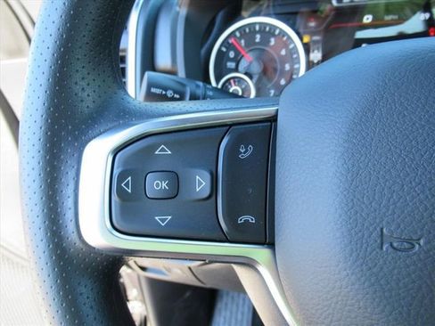 New 2026 RAM 1500 Express AWD/4WD image 22