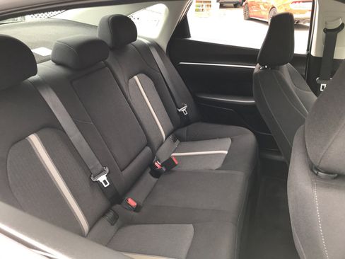 Used 2025 Hyundai Sonata SEL image 12