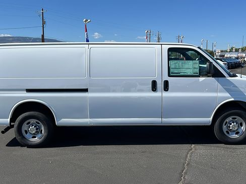 New 2024 Chevrolet Express 2500 Extended w/ Driver Convenience Package RWD image 4