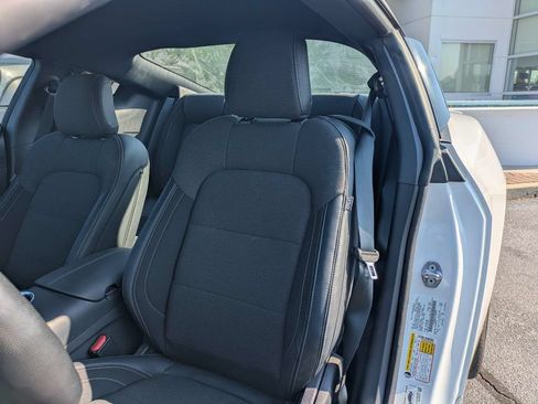 Used 2025 Ford Mustang GT RWD image 17