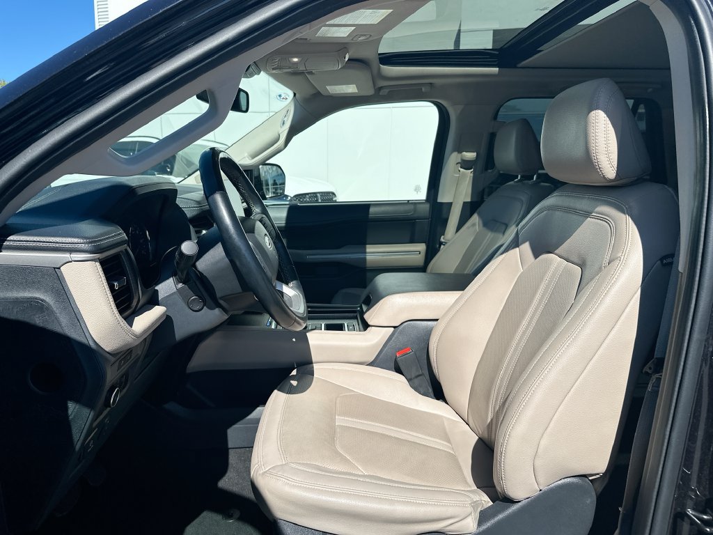 Used 2024 Ford Expedition Limited RWD image 8