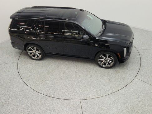 Used 2025 Cadillac Escalade Sport w/ Touring Package AWD/4WD image 25