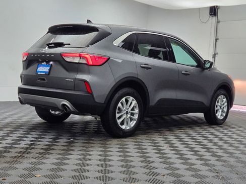 Used 2022 Ford Escape SE w/ Convenience Package image 12