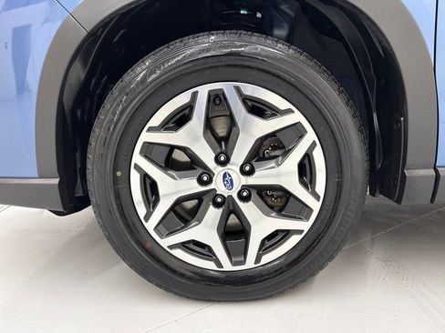 Used 2023 Subaru Forester Premium w/ Popular Package #1 image 9