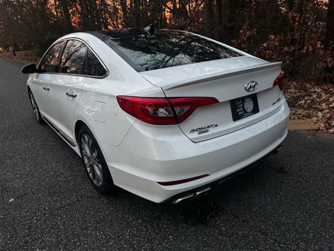 Used 2015 Hyundai Sonata Limited 2.0T w/ Cargo Package image 8