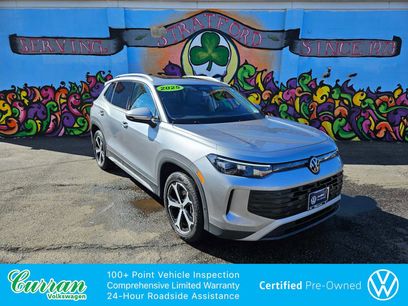 Certified 2025 Volkswagen Tiguan SE w/ Panoramic Sunroof Package