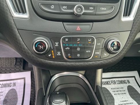 Used 2019 Chevrolet Malibu LT image 22