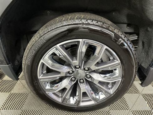 Used 2026 GMC Sierra 1500 Denali AWD/4WD image 36