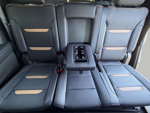 Used 2021 GMC Yukon AT4 w/ Rear Media and Nav Package AWD/4WD image 26