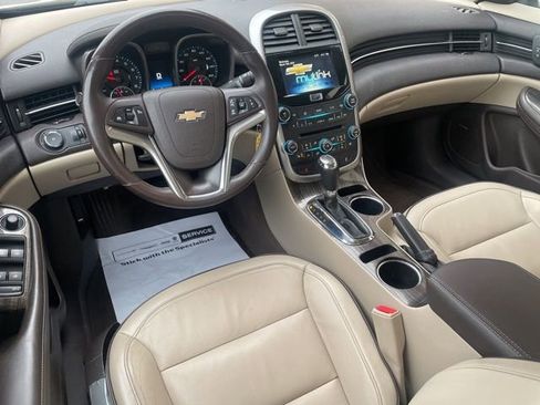 Used 2014 Chevrolet Malibu LT image 15