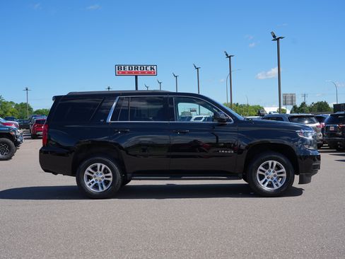 Used 2018 Chevrolet Tahoe LT AWD/4WD image 2