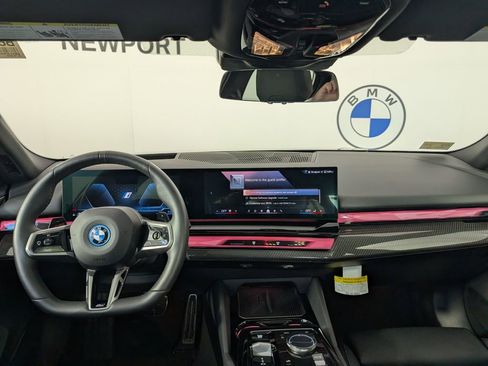 Certified 2026 BMW 550e xDrive 550e xDrive image 20