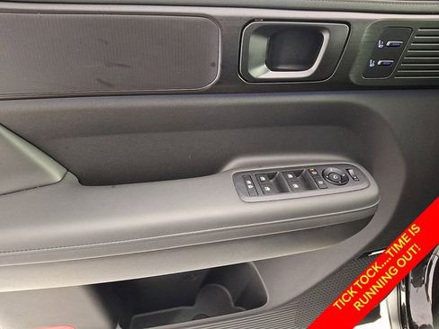 Used 2025 Hyundai Santa Fe Calligraphy FWD image 15