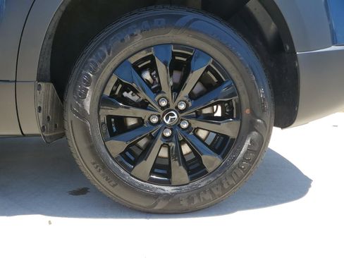 Certified 2025 MAZDA CX-50 AWD 2.5 S w/ Premium Package image 9