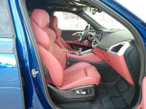 Used 2025 BMW XM AWD/4WD image 19